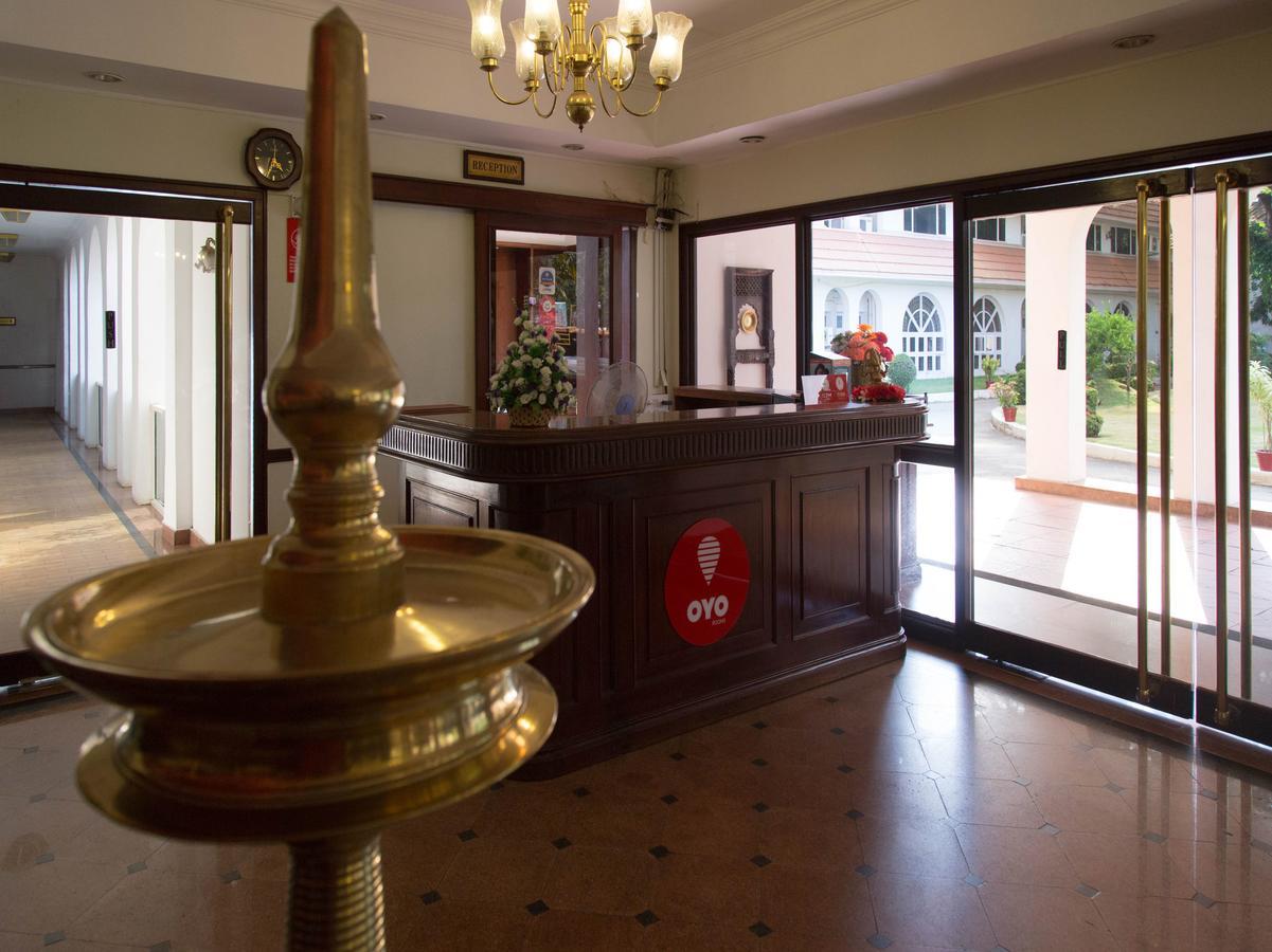 Ats Willingdon Hotel Kochi Exterior photo